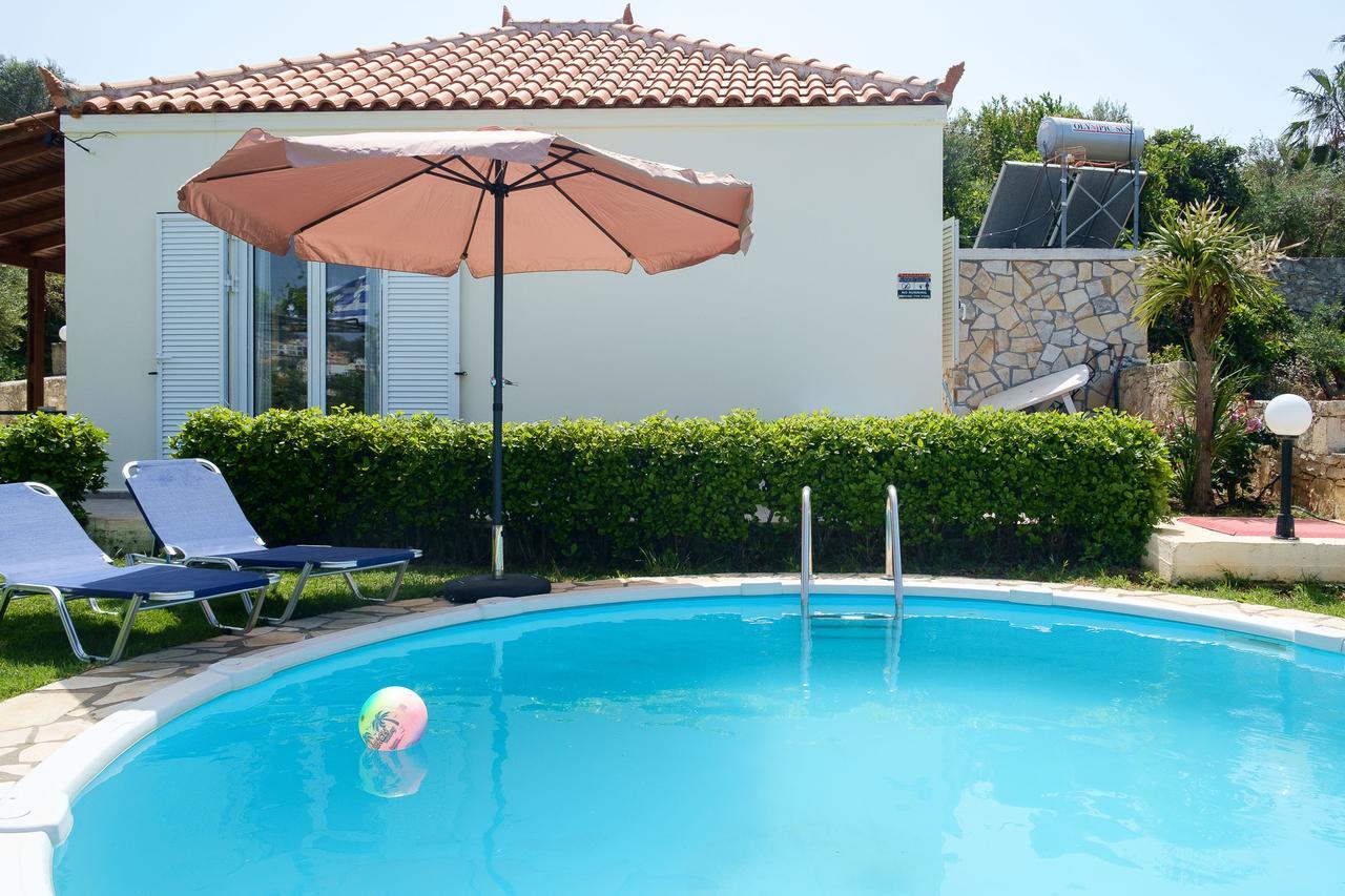 Chill And Relax In A Home With Pool Near The Beach Almirida Exteriör bild