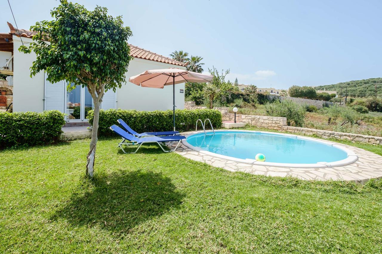 Chill And Relax In A Home With Pool Near The Beach Almirida Exteriör bild